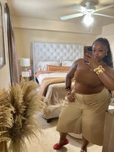 Load image into Gallery viewer, Soho Chic Khaki Jorts