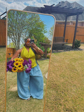 Load image into Gallery viewer, Clover Lily Halter
