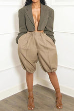 Load image into Gallery viewer, Zuri Balloon Bermuda Shorts
