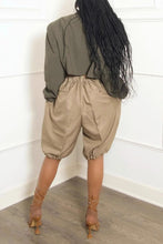 Load image into Gallery viewer, Zuri Balloon Bermuda Shorts
