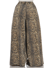 Load image into Gallery viewer, Leopard Latté Wide Leg Pant
